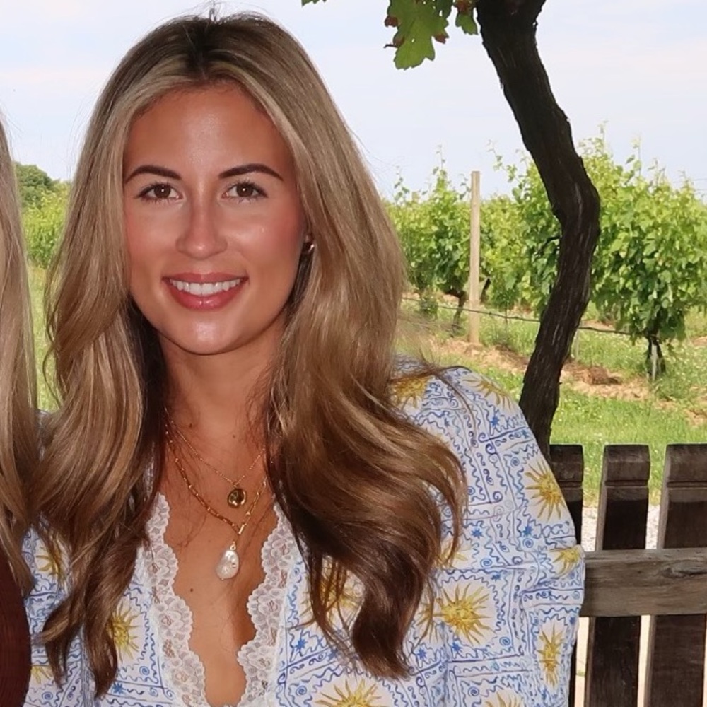 Meet your Posher, Liza